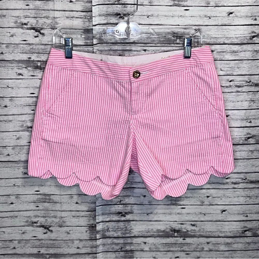 Lilly Pulitzer Buttercup Scalloped Hem Shorts Yarn Dyed Stripe Seersucker